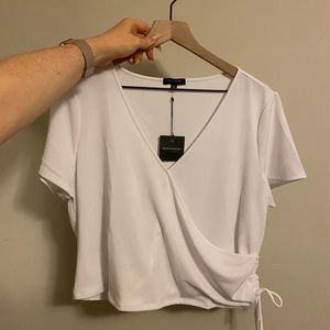NWT! White Short Sleeve V-neck Madison Top